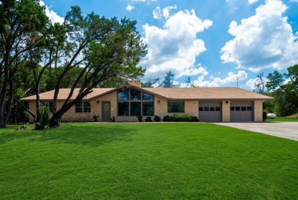 121 Merrywood Ln, San Marcos