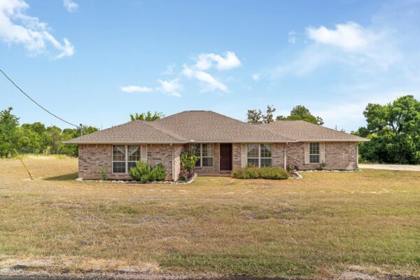 208 Settlers Rdg, Bertram