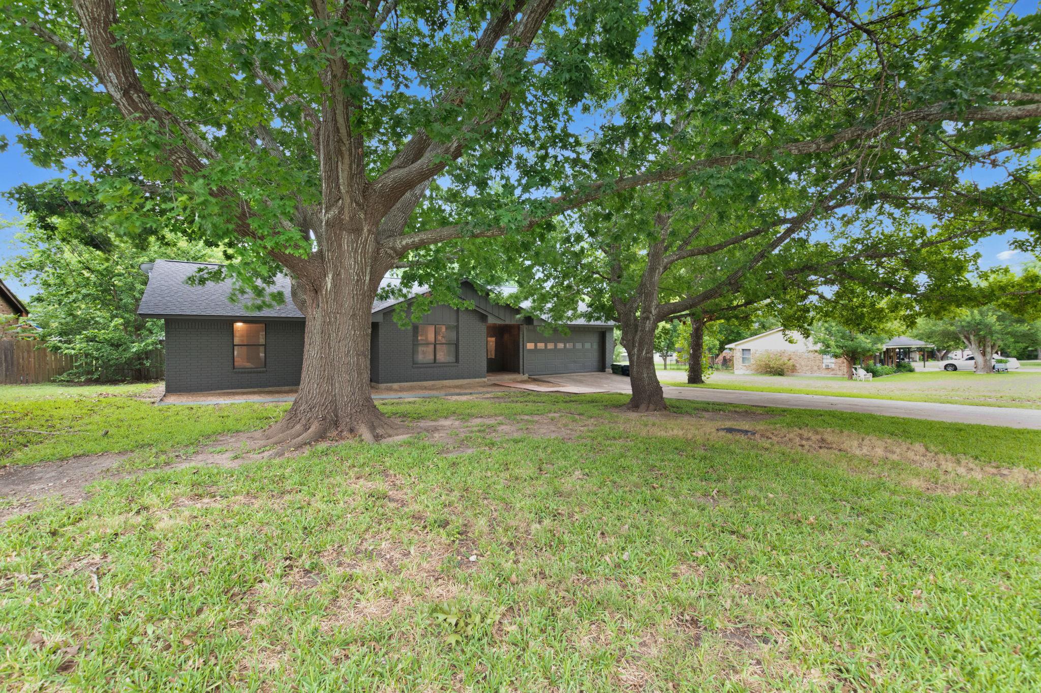 1501 Wofford Dr, Burnet, TX 78611