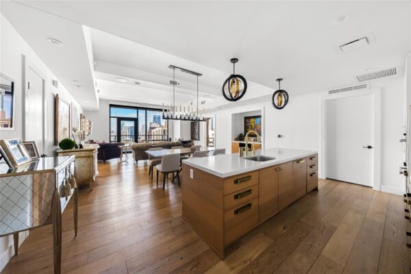 70 Rainey St #2106, Austin