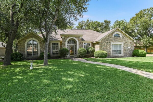 109 Stacey Ln, Georgetown