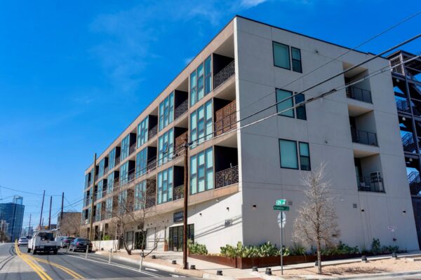 1322 E 12th St #201, Austin