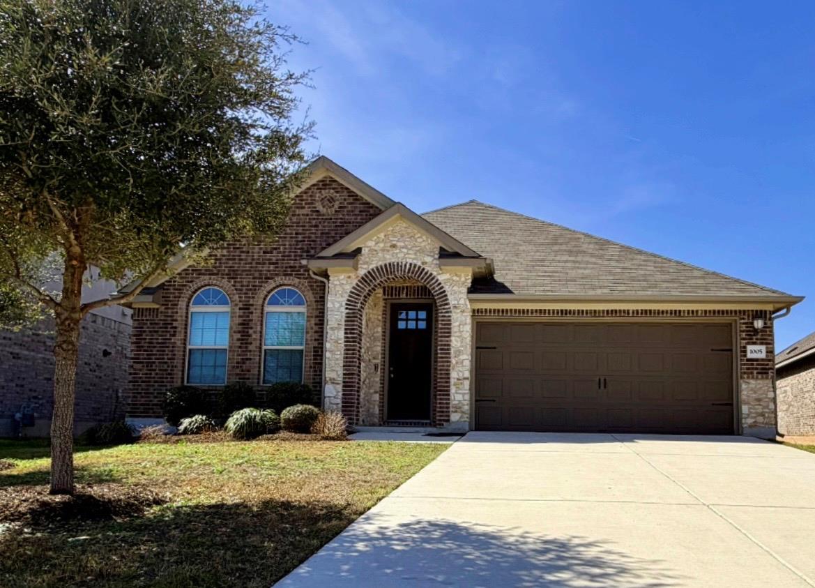 1005 Sundrops St, Leander