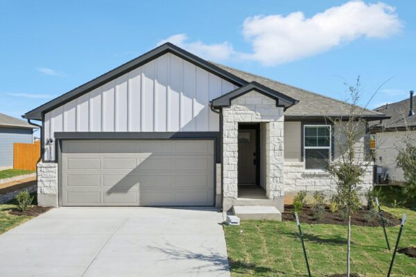 119 Holmby Dr, Hutto