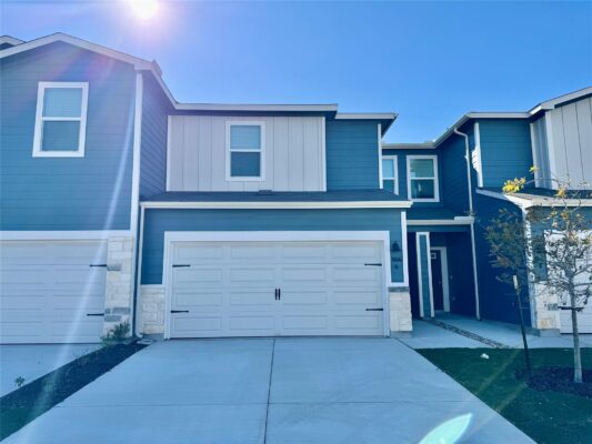 164 Cinnabar Ln #4, Kyle