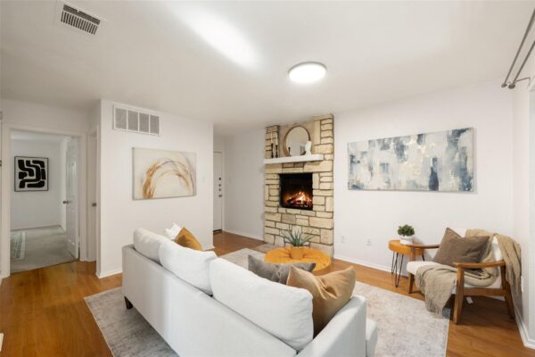 3627 Menchaca Rd #105, Austin