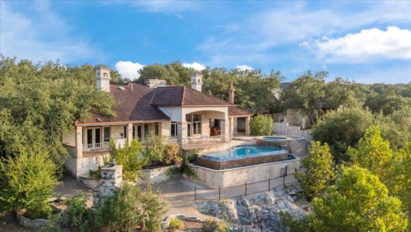 220 Southriver St, Wimberley
