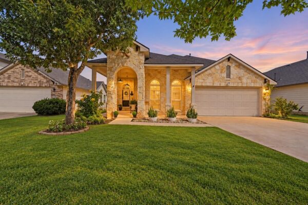 209 Deep Creek Dr, Georgetown