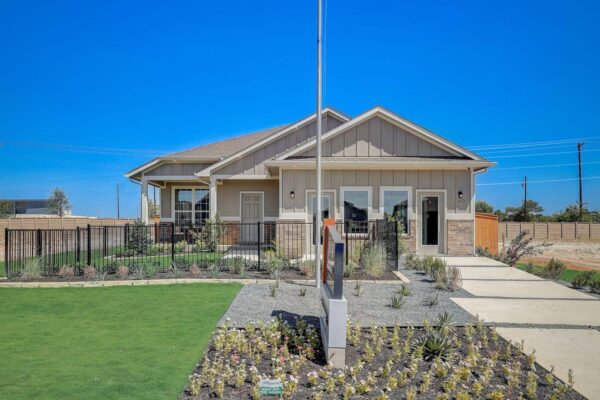 472 Josey Wales Dr, Jarrell