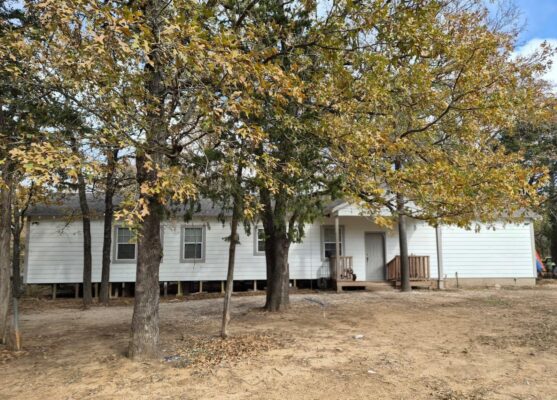 117 Songwood Dr, Bastrop