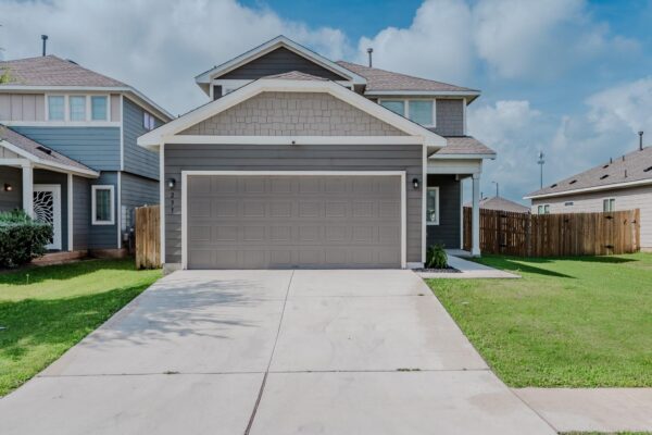 237 Driftwood Ln, Bastrop