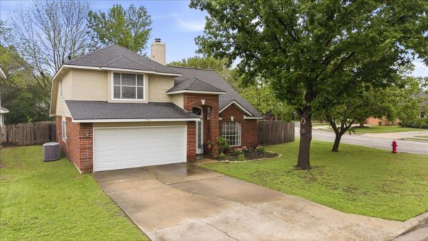 17101 Village Glen Rd, Pflugerville