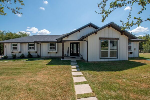 141 Bugatti Ct, Burnet