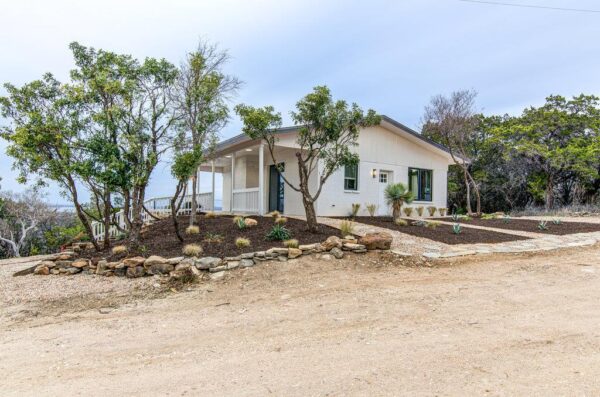 215 Coyote Ln, Burnet