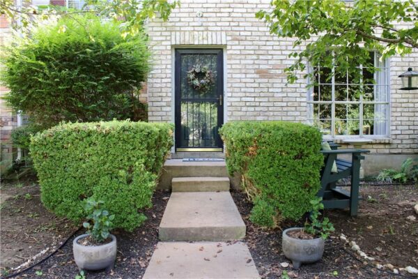 1904 Rosetti Dr #109, Austin
