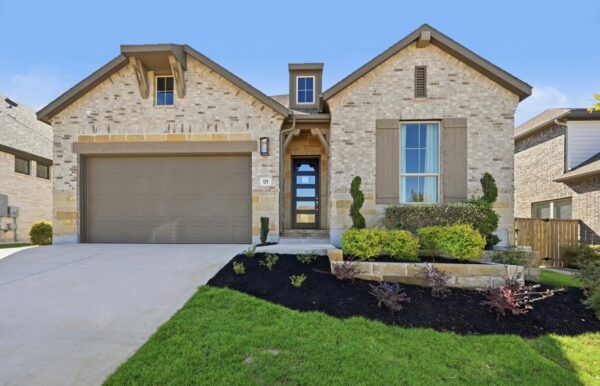121 Mineral River Loop, Kyle