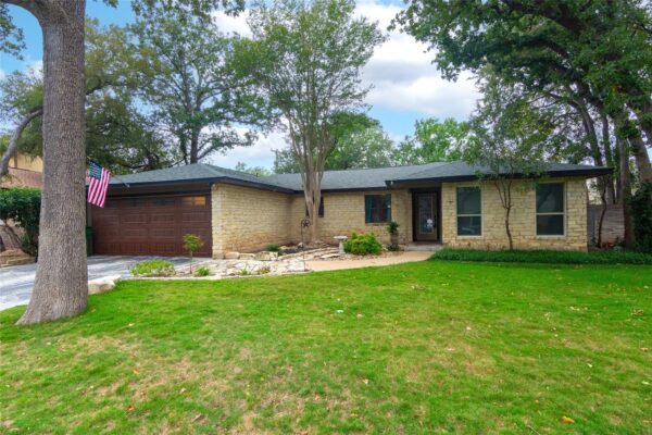 1810 Hermitage Dr, Round Rock