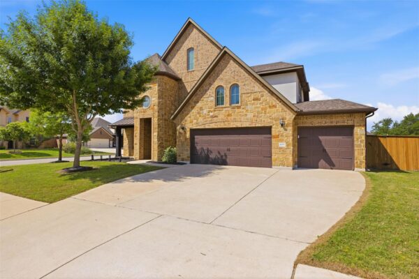 4301 Big Tree Trl, Leander