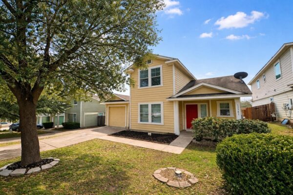 17741 Golden Valley Dr, Manor