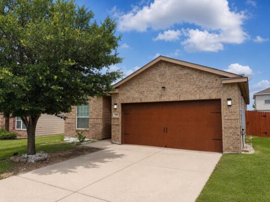 128 Robertson Ln, Jarrell