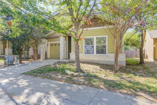2329 Amur Dr, Austin