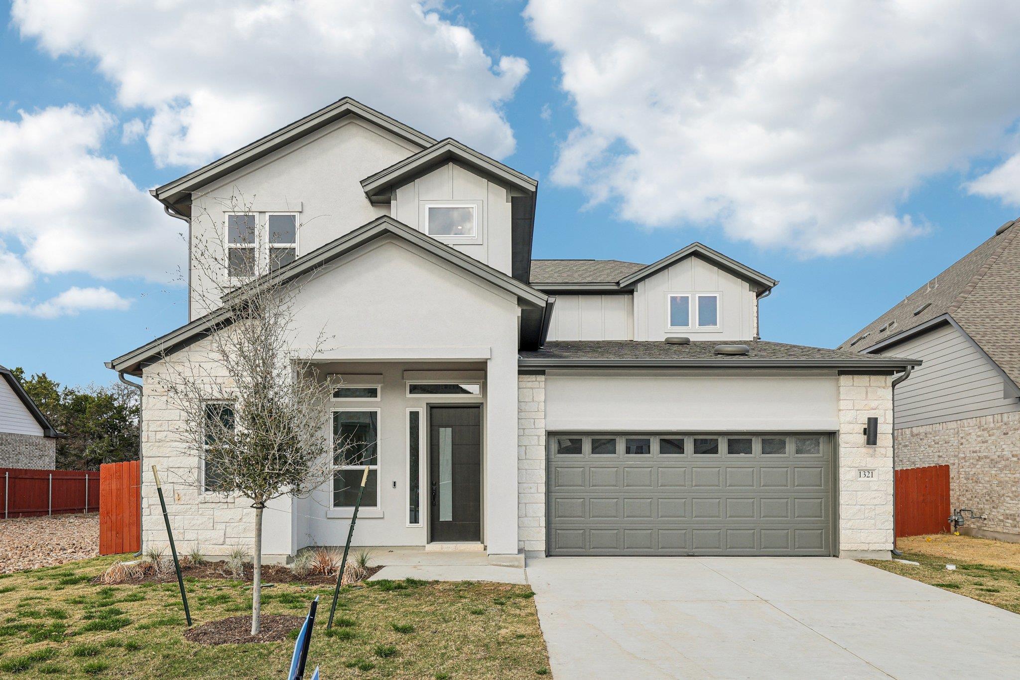 1321 Robin Trl, Round Rock