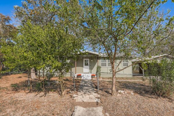 112 Tenorio St, Kyle