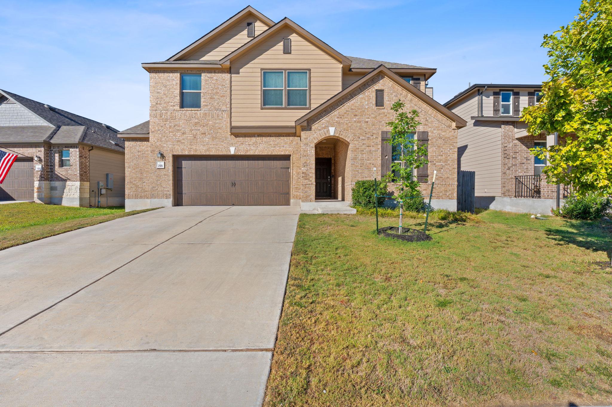 209 Kennicott Dr, Kyle, TX 78640