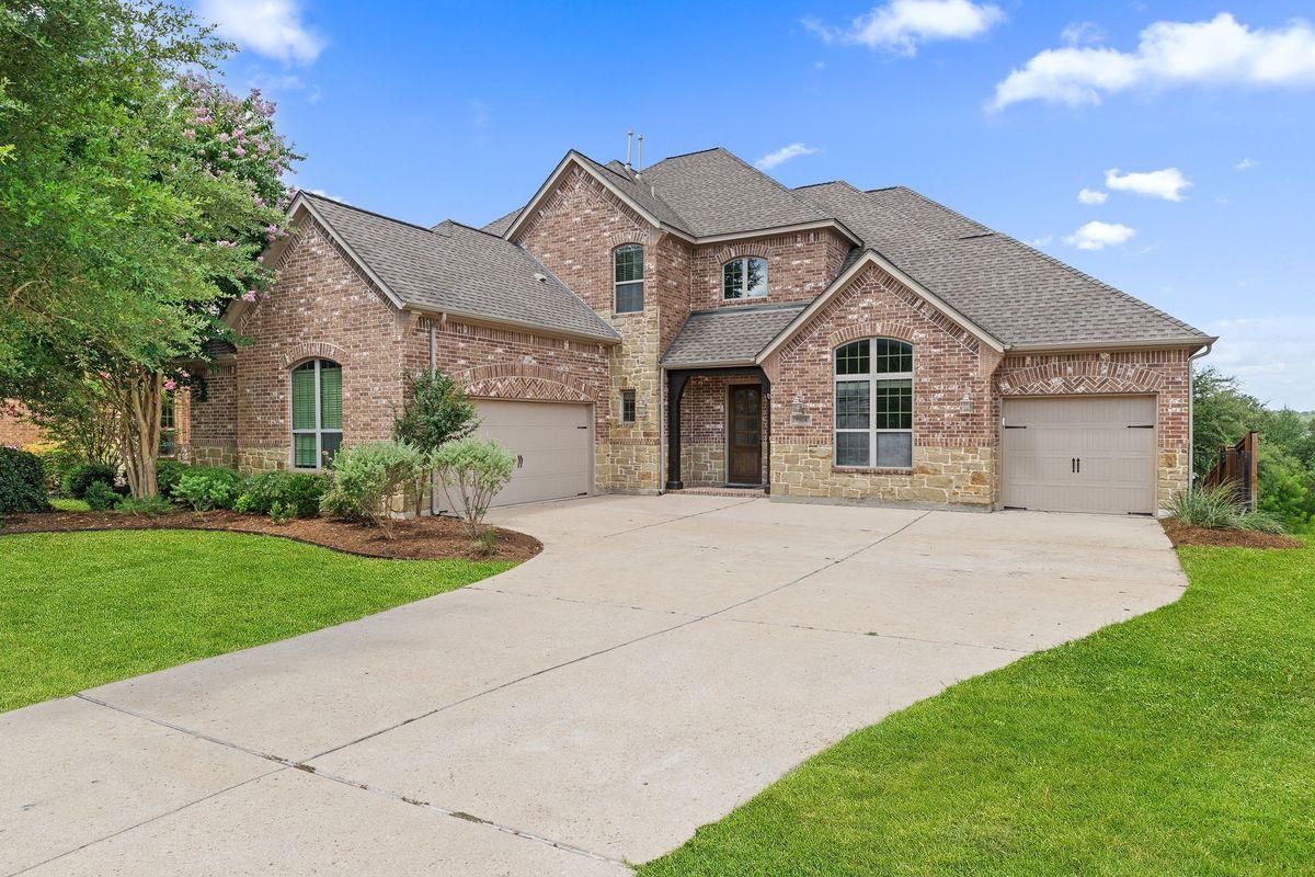 8804 Flycatcher Ct, Austin, TX 78738