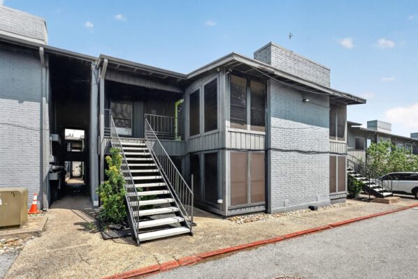 909 Reinli St #240, Austin