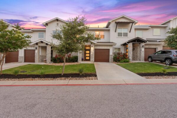 2260 Local Rebel Loop, Leander