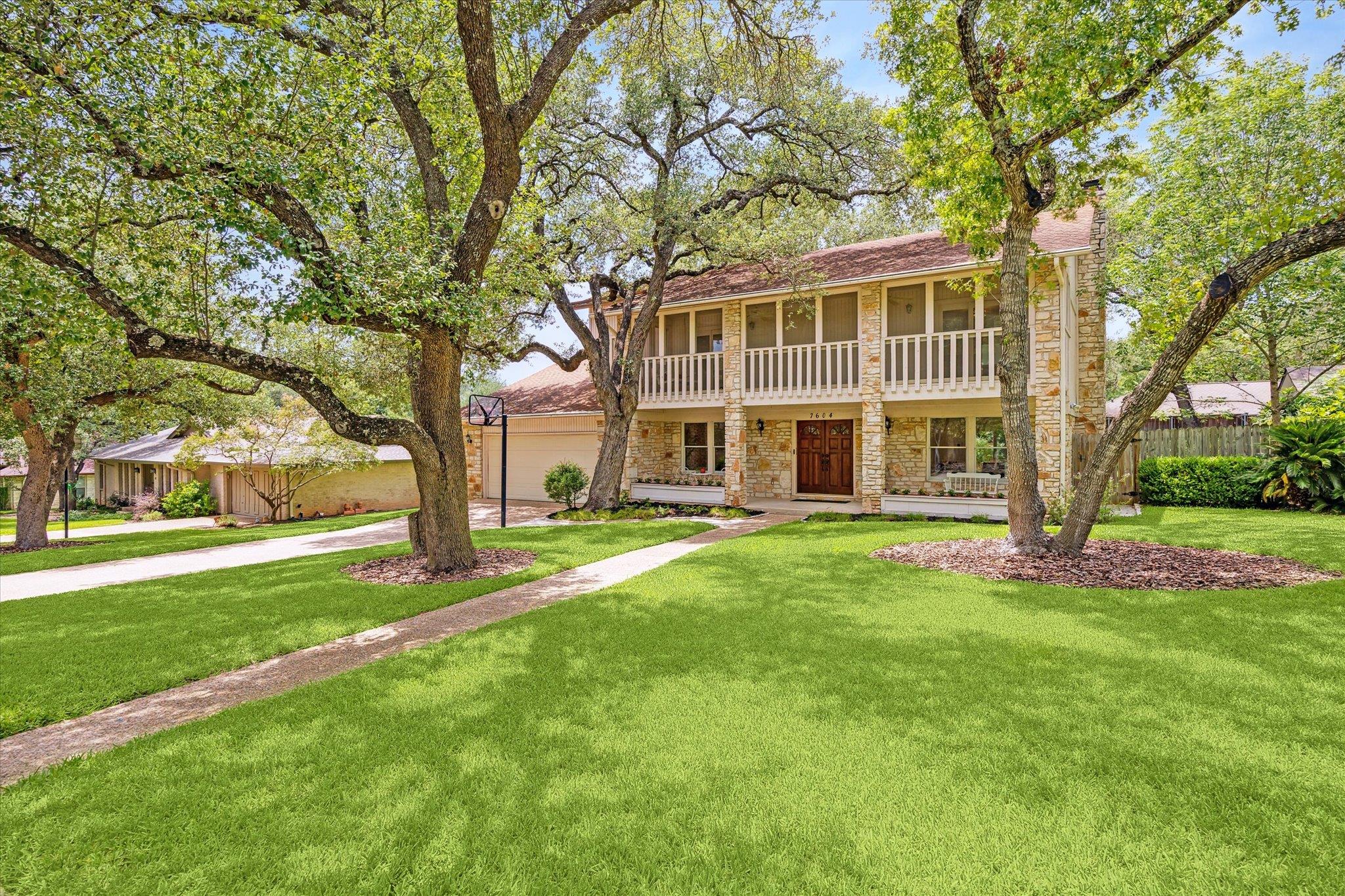7604 Chimney Cors, Austin