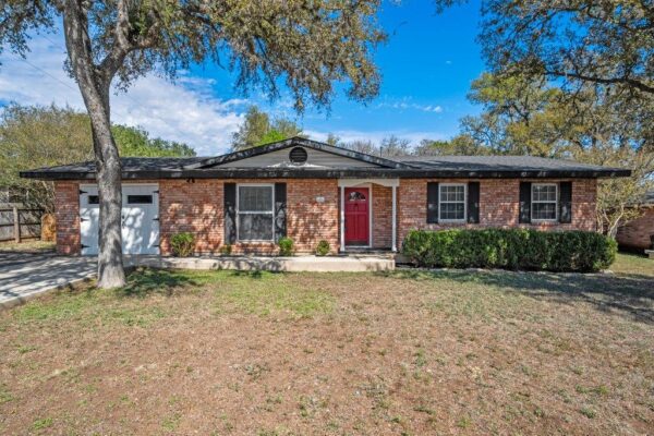 618 Dartmouth Ave, San Marcos