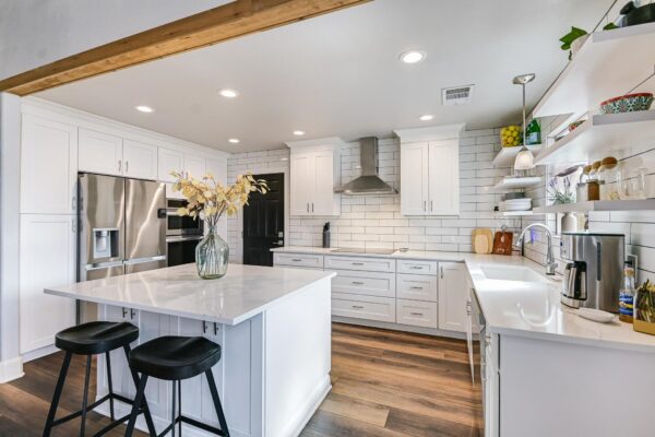 18516 Champions Cir, Lago Vista
