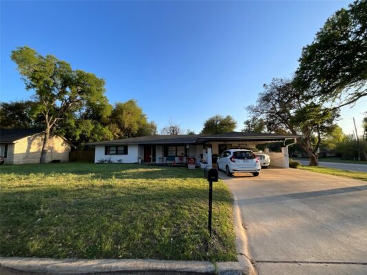 3413 Forest Trl, Temple