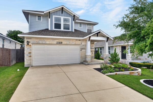 205 Oakstone Dr, Georgetown