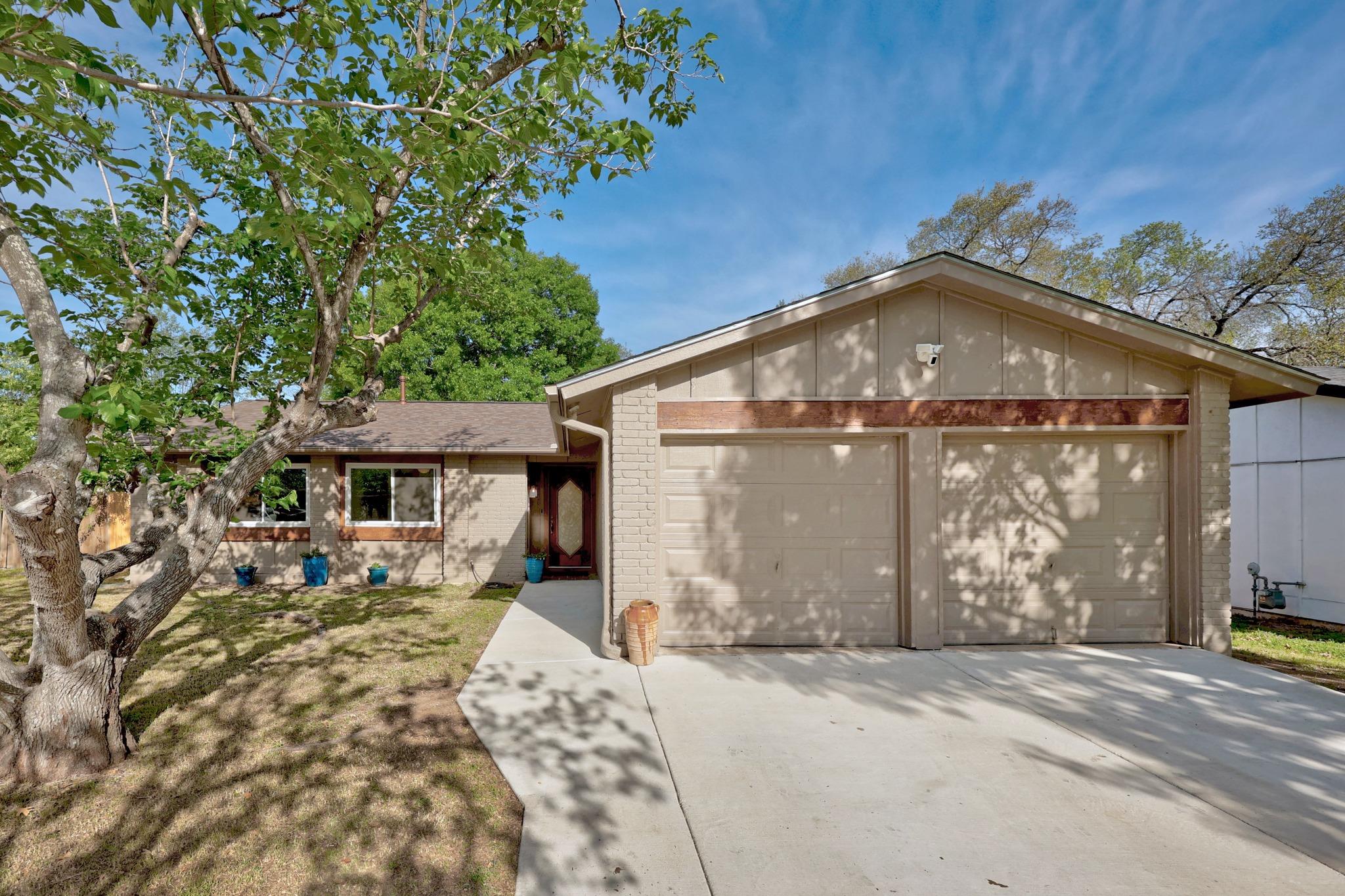 7810 Woodcroft Dr, Austin