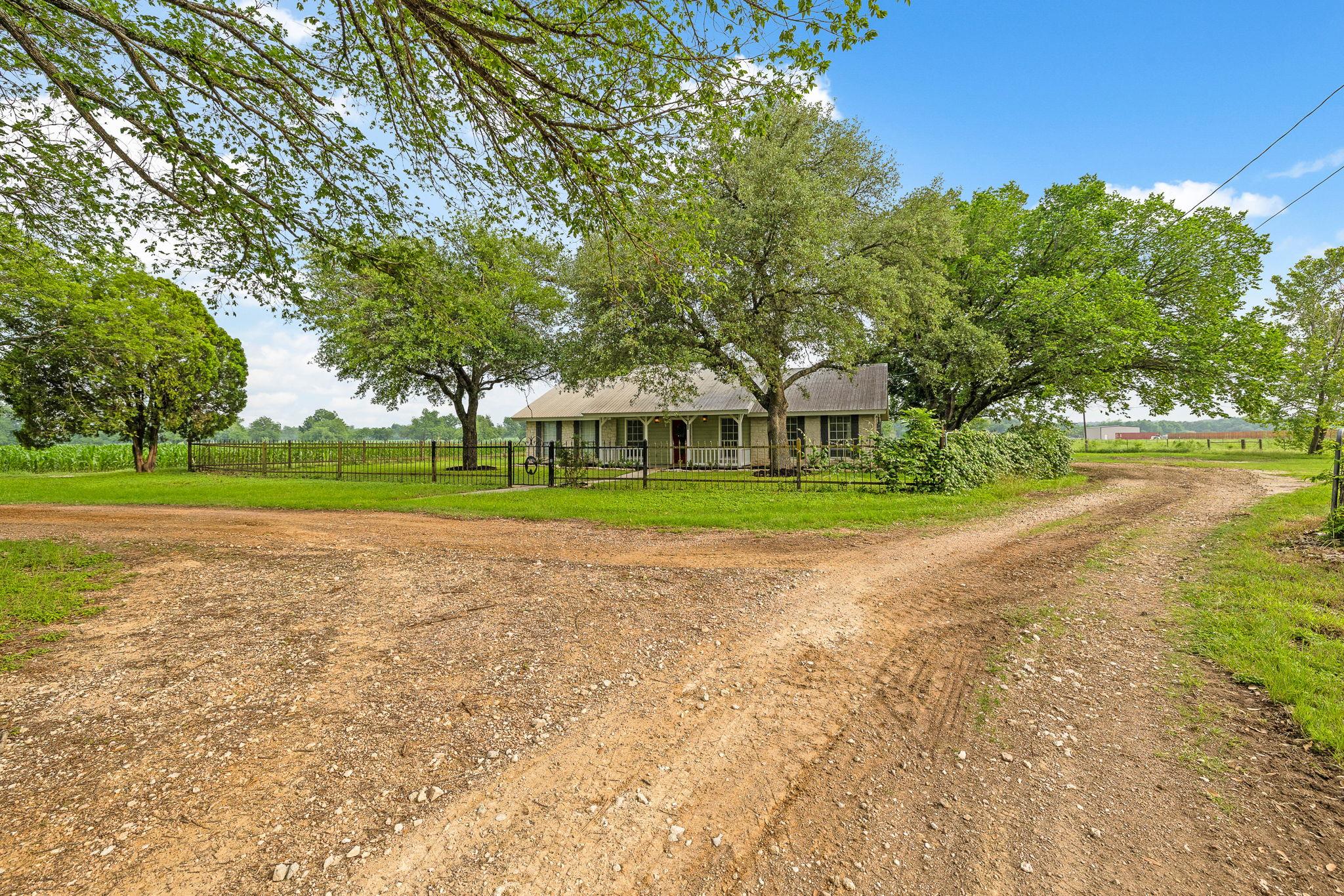 4265 County Road 123 None, Round Rock