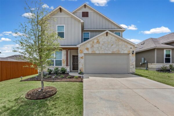 208 Orange Rd, Buda