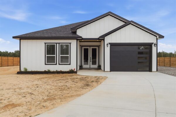 113 Los Robles Rd, Elgin