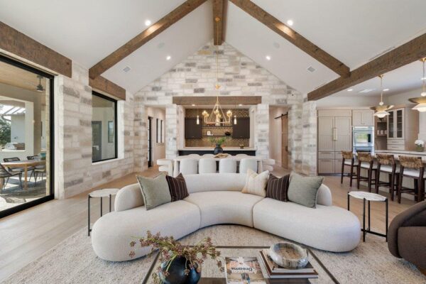244 Zonetail Cv, Austin
