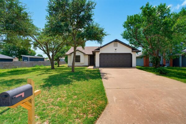 1812 Wagon Gap Dr, Round Rock