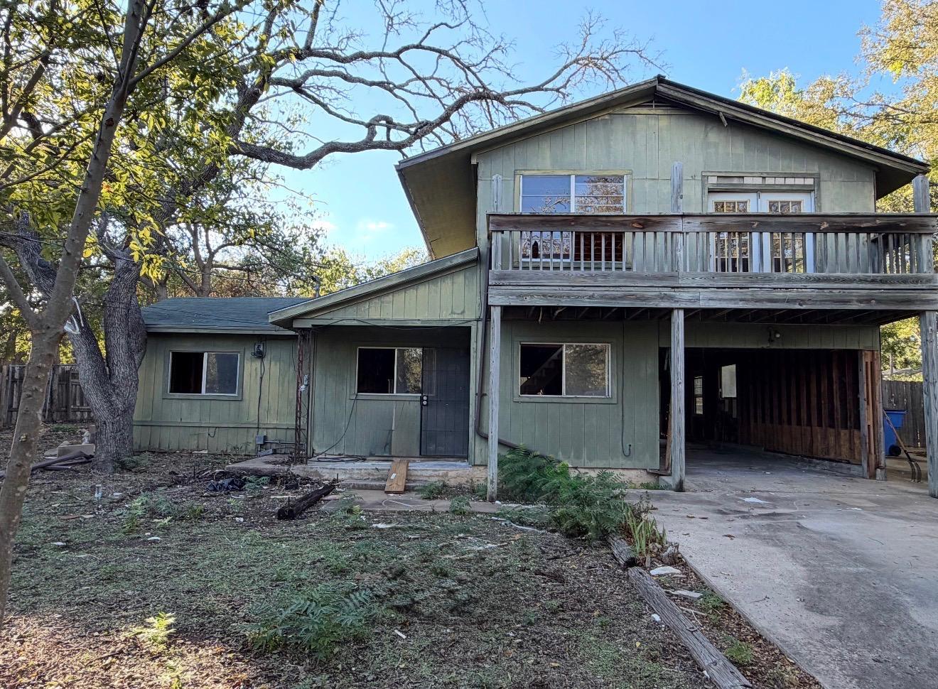 18210 Lura Ln, Jonestown, TX 78645