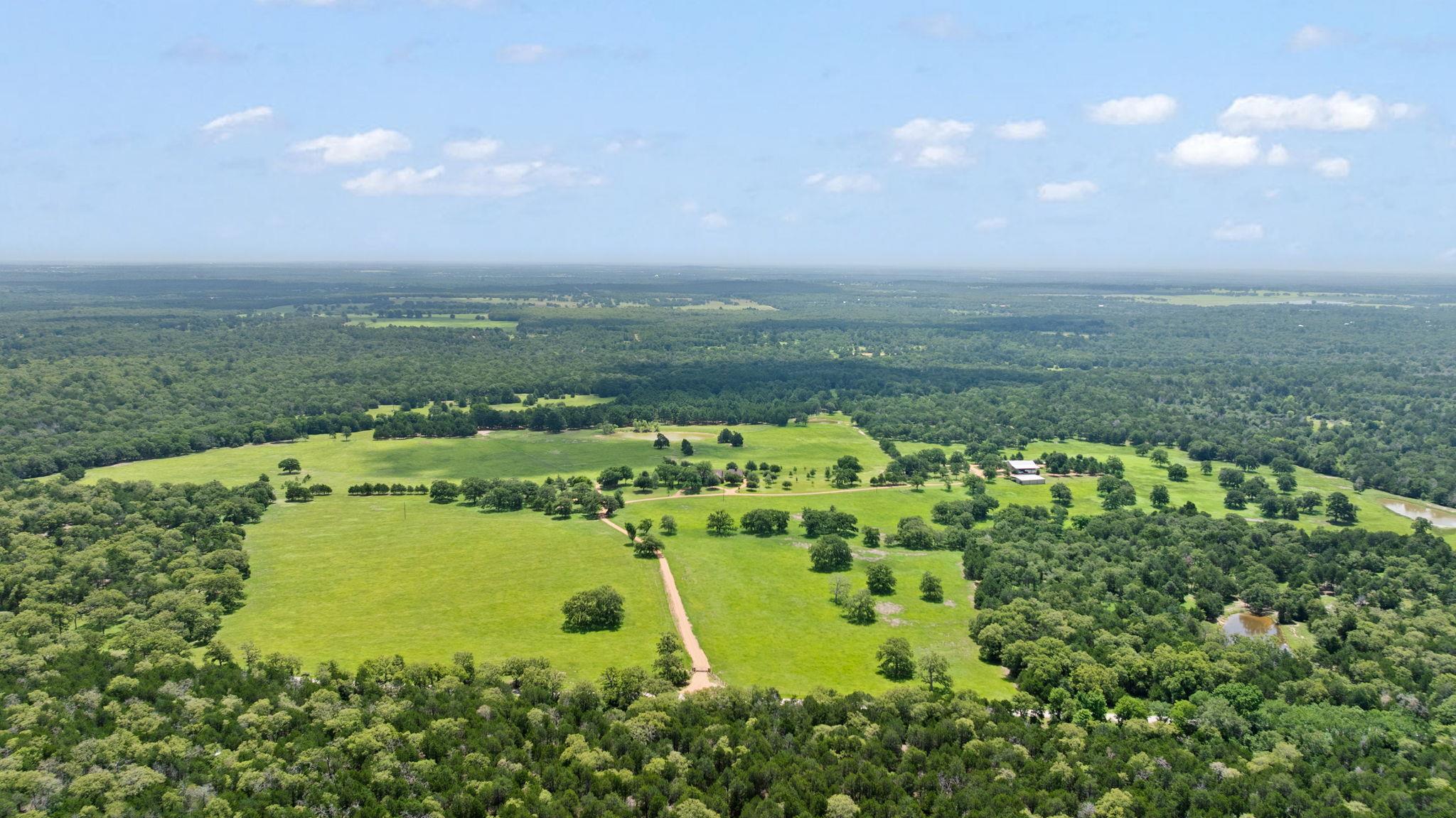 705 Antioch Rd, Paige, TX 78659