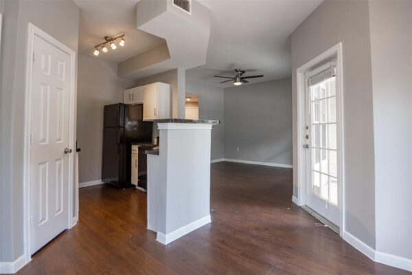 2320 Gracy Farms Ln #312, Austin