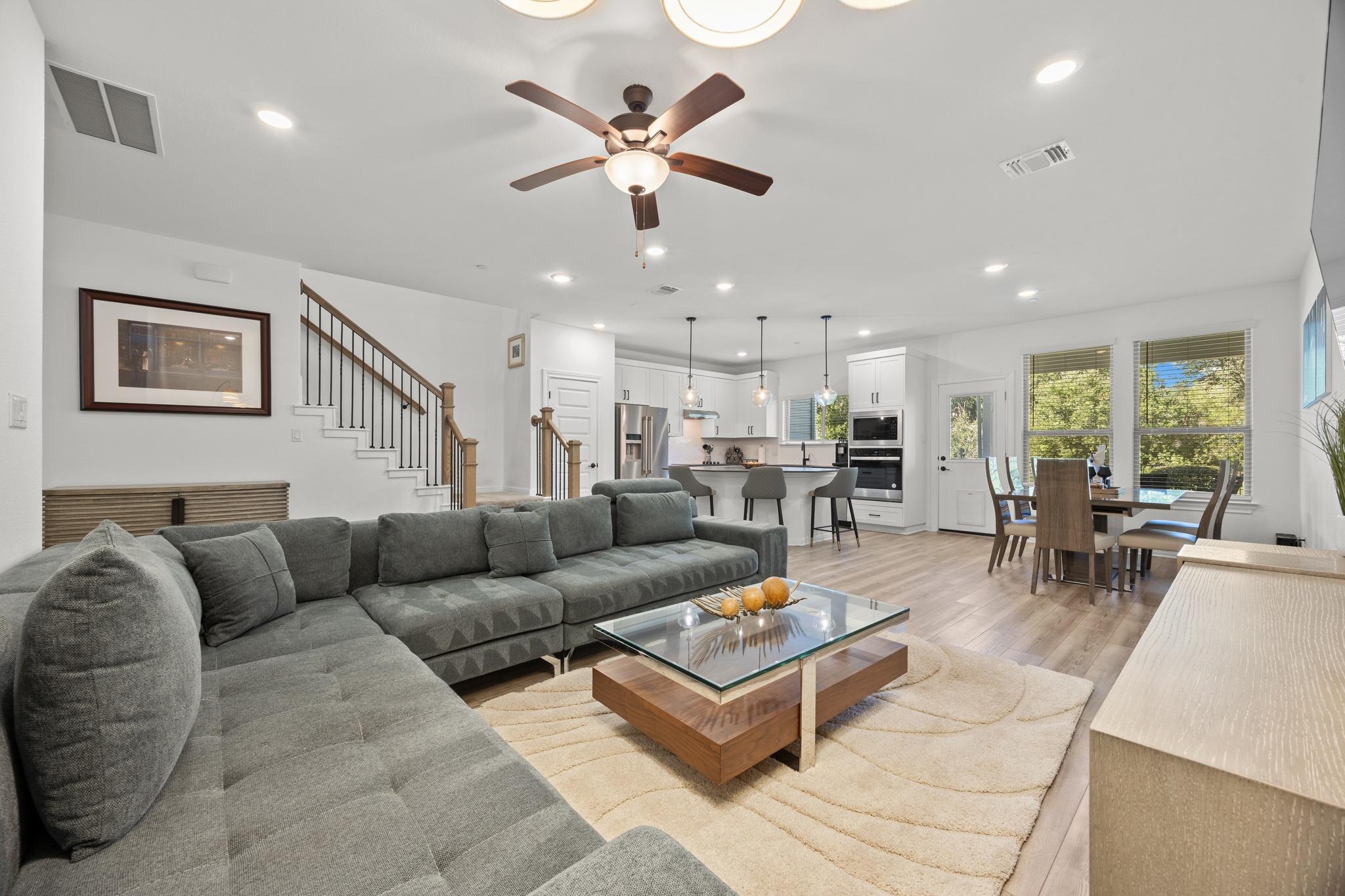 2725 Woodall Dr #902, Cedar Park, TX 78613