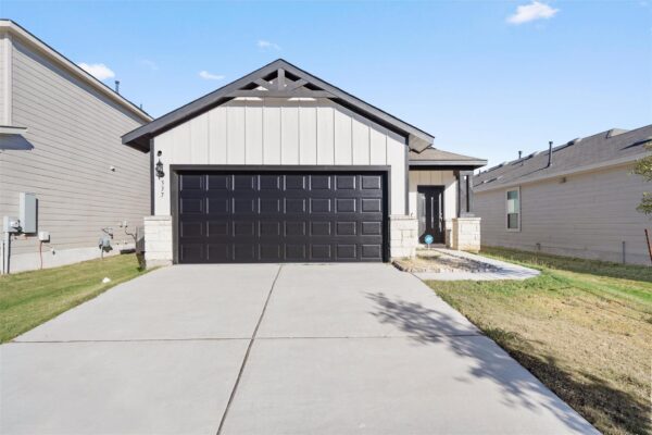 337 Harper Ln, Georgetown