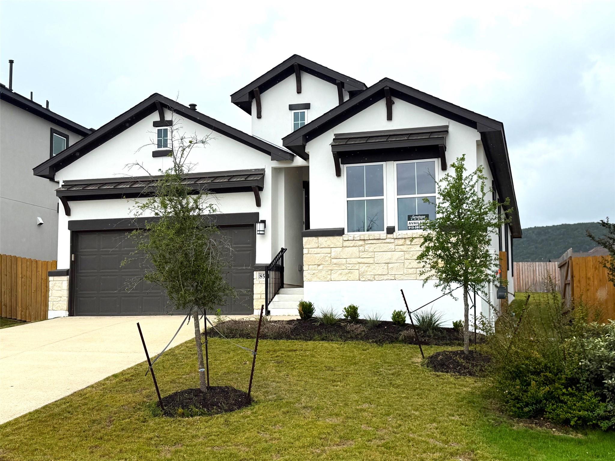 8510 Red Bottle Brush Rd, Lago Vista, TX 78645