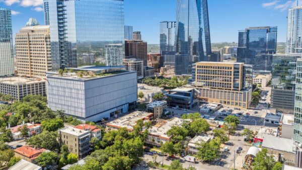 505 W 7th St #105, Austin