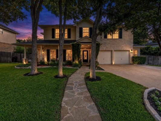 8303 Full Moon Trl, Round Rock